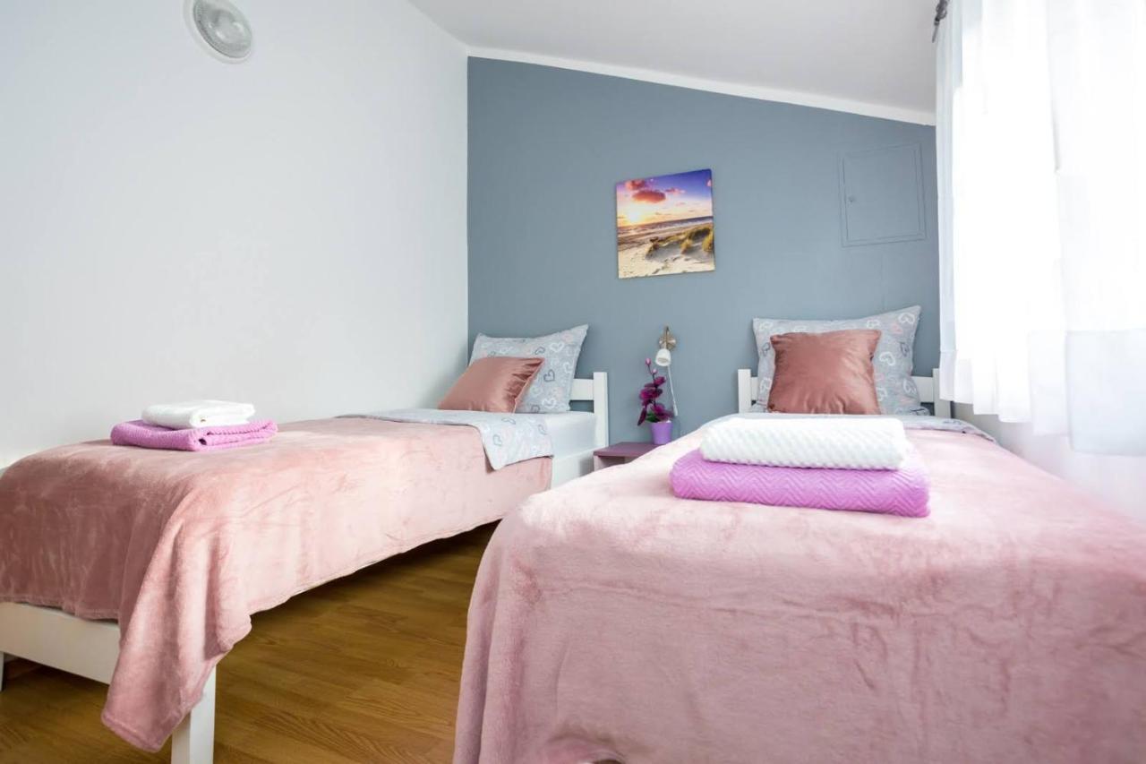 Apartman Luni Sa Bazenom - Malinska, Sveti Anton Sveti Anton  Exteriér fotografie