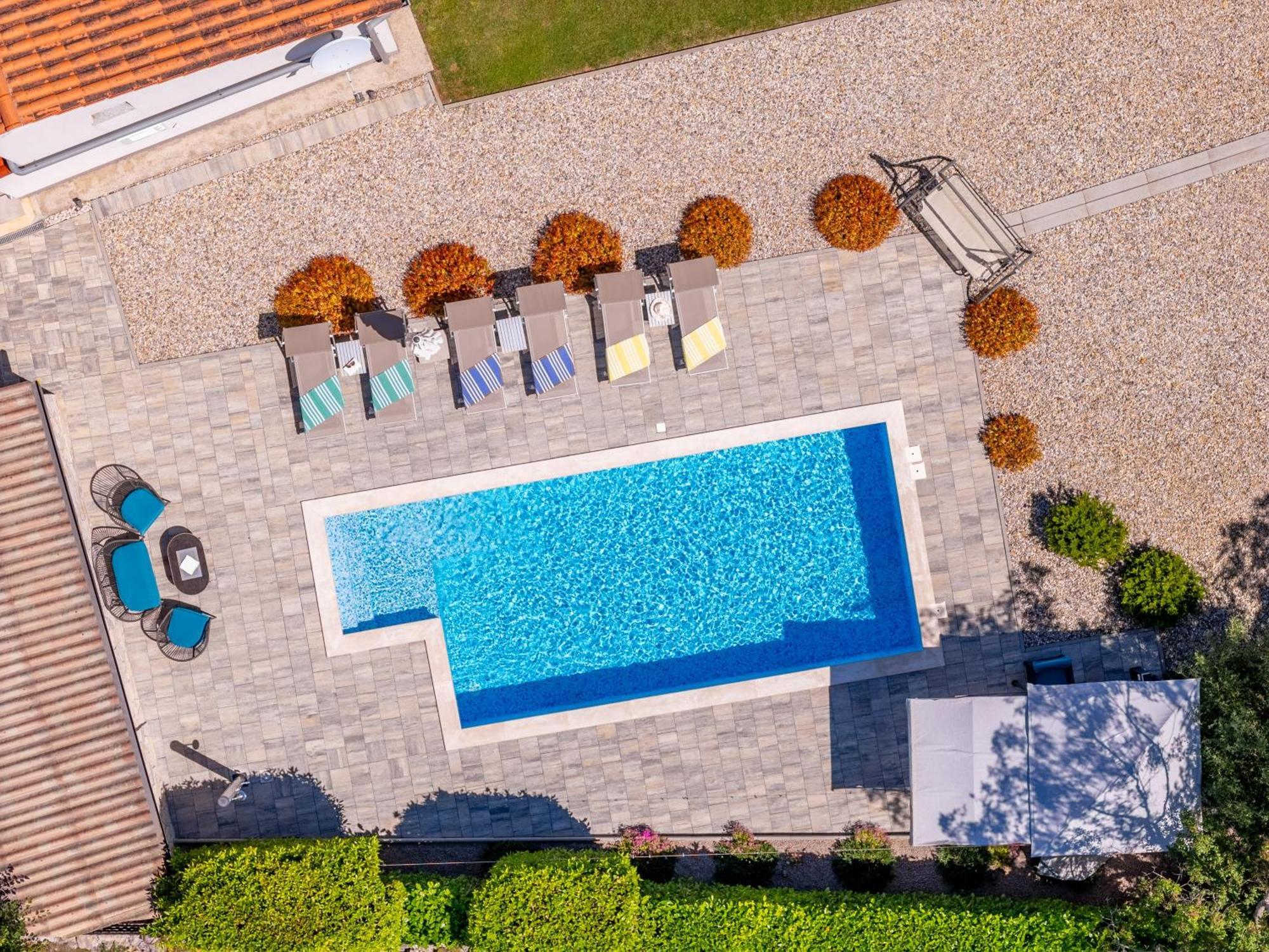 Apartman Luni Sa Bazenom - Malinska, Sveti Anton Sveti Anton  Exteriér fotografie